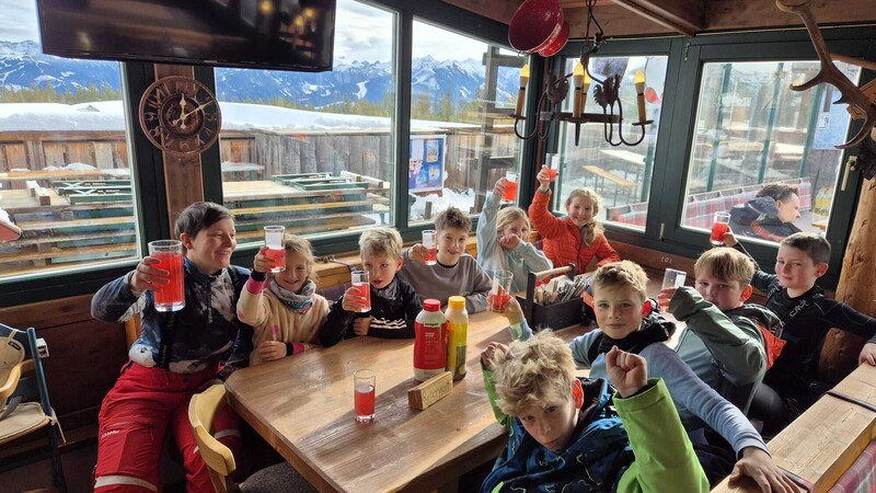 03a09d8c c644 4fc5 bbfb 4ed8ee247fdd